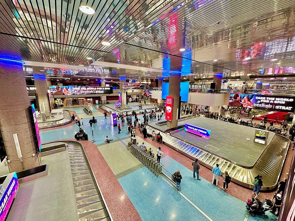 Área de reclamo de equipaje en el Aeropuerto Internacional Harry Reid en Las Vegas