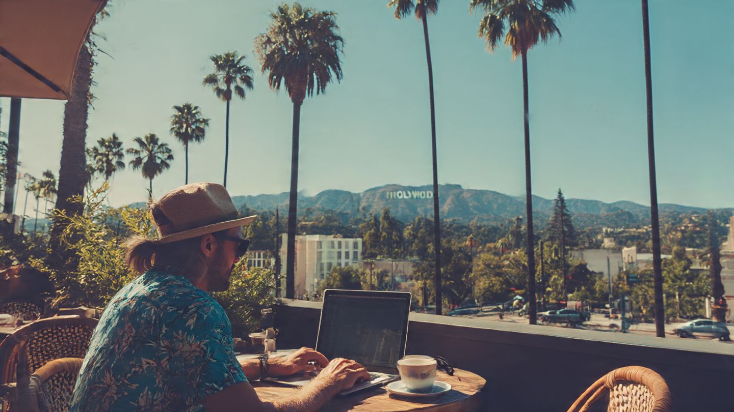 Digital Nomad in LA? The Best eSIM for Long-Term Stays