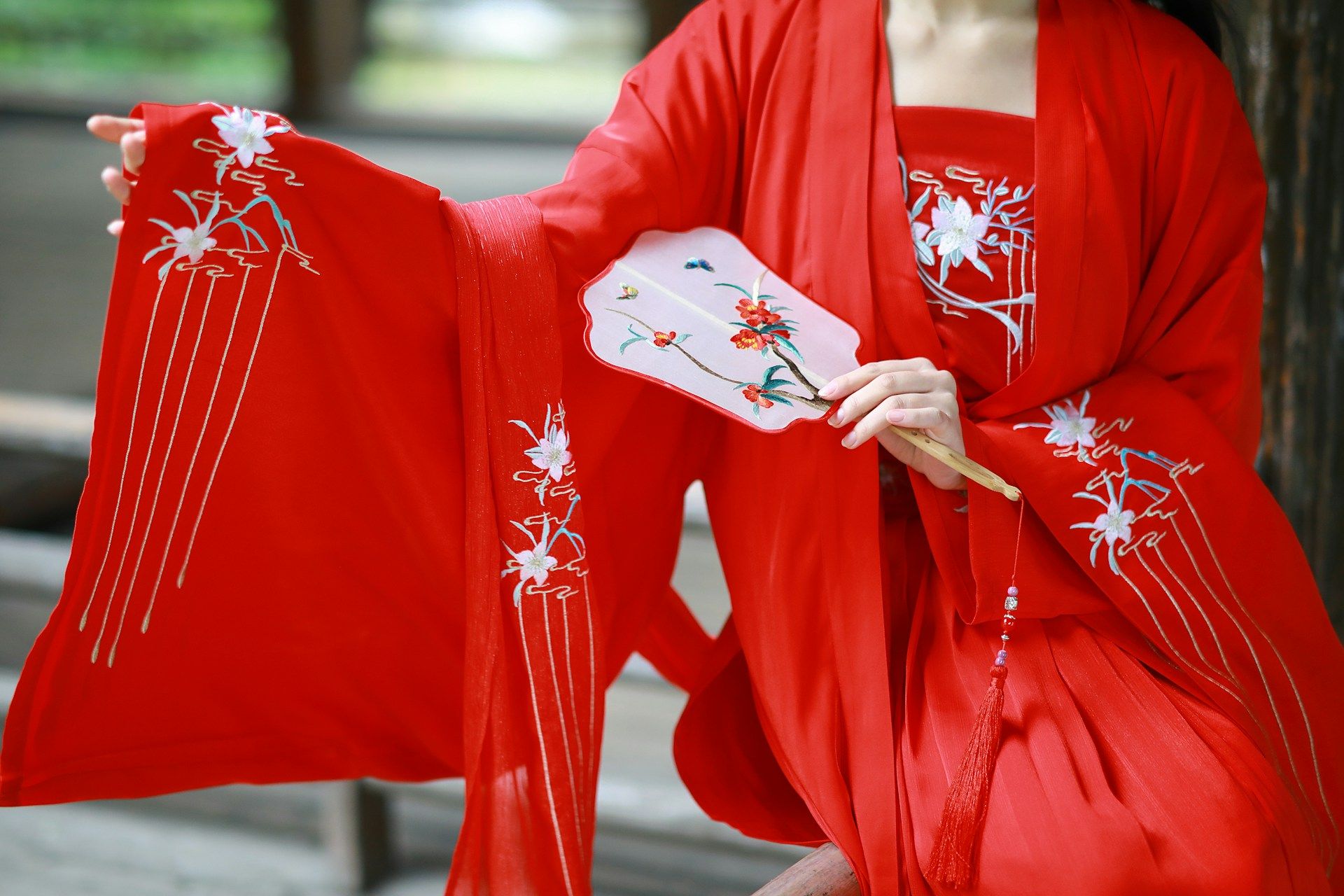 silk-robes-for-your-classy-friends
