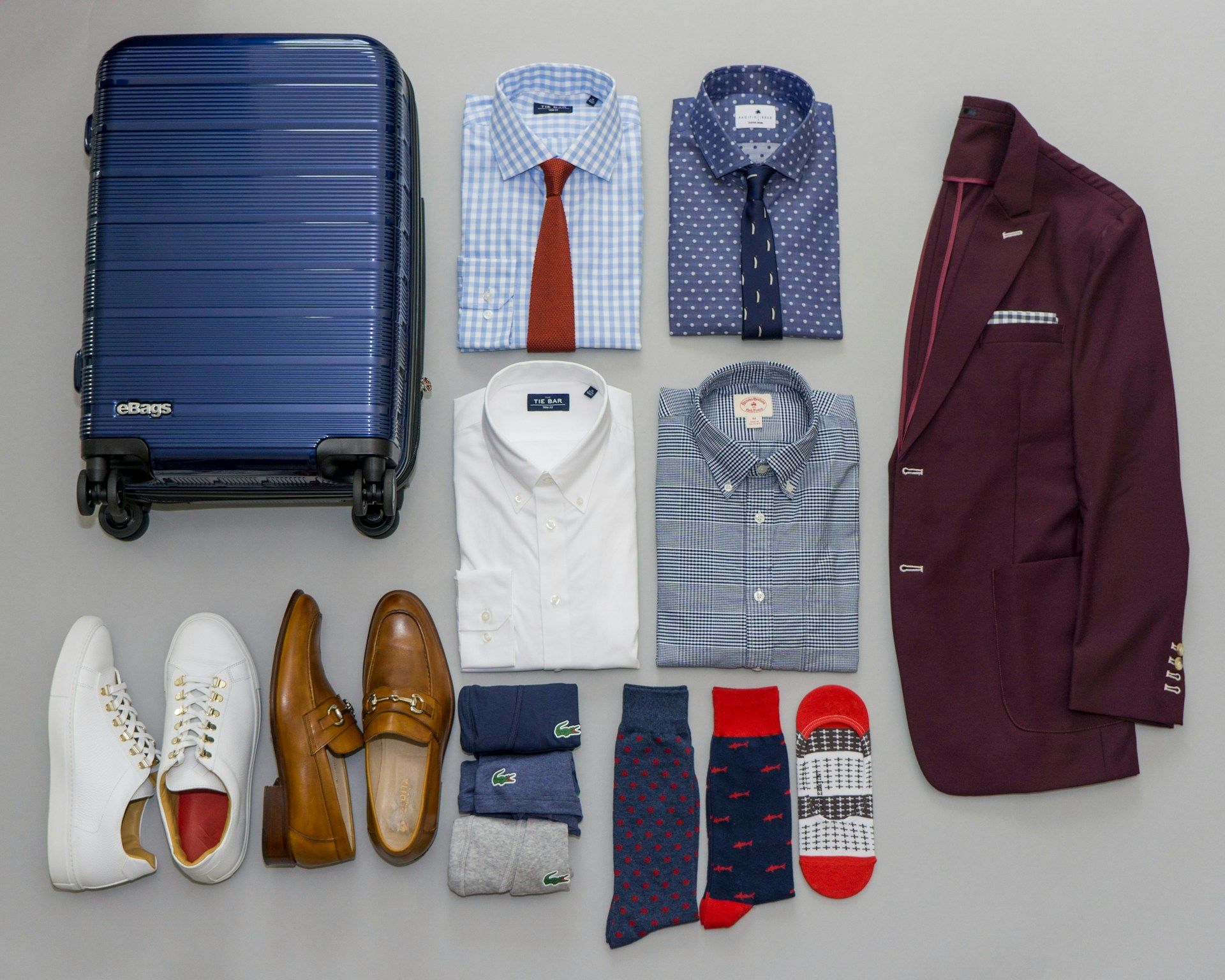Roupas adequadas para jantares ou eventos de luxo na Europa