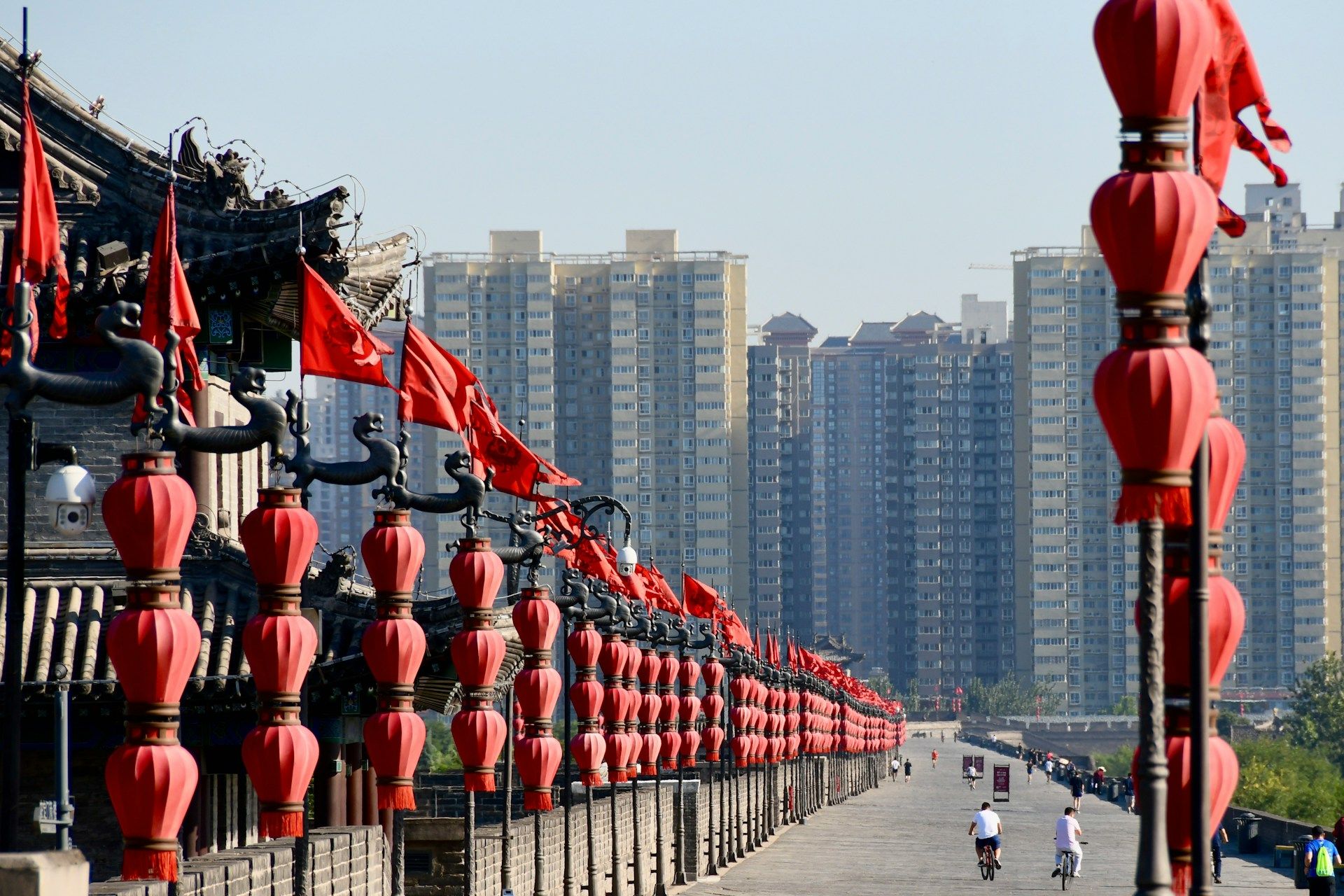 on-top-of-the-city-wall-in-xian