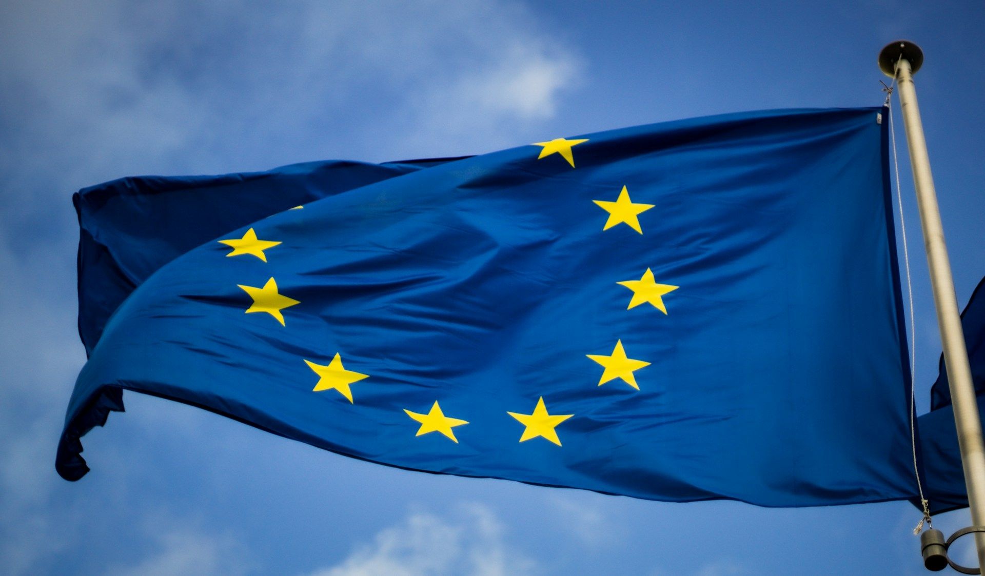 The Ultimate Traveler’s Guide to Pocket WiFi in Europe