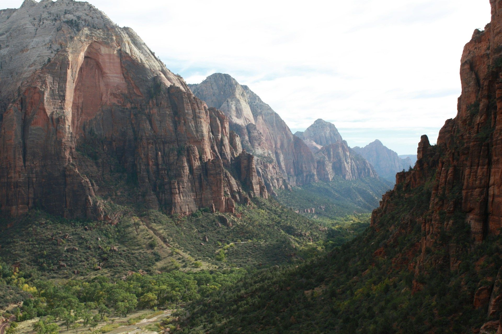 incredible-views-of-the-zion-canyon
