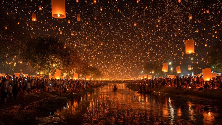 A breathtaking night scene of Chiang Mai during the Yi Peng Lantern Festival